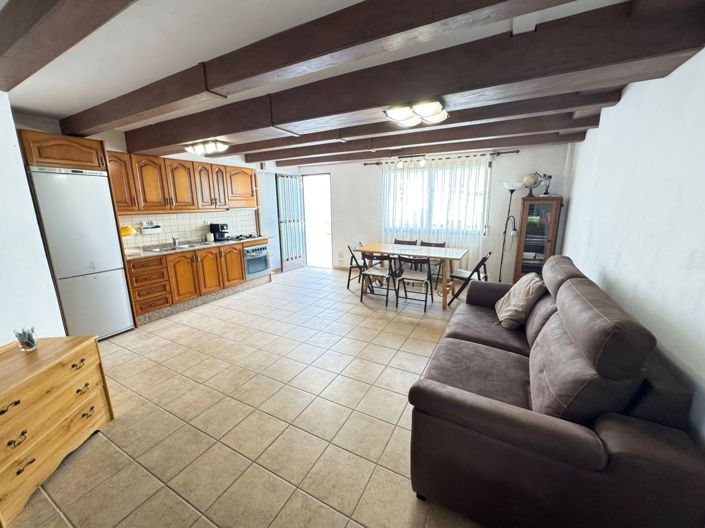 Image No.26-3 Bed Townhouse for sale