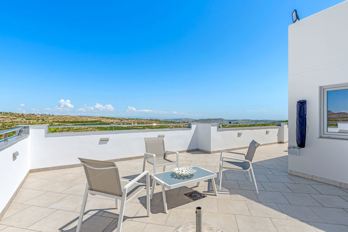 Image No.31-5 Bed Property for sale