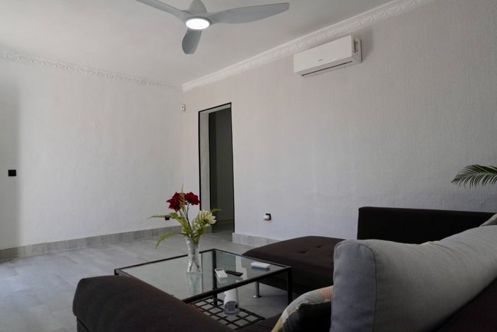 Image No.20-5 Bed Property for sale