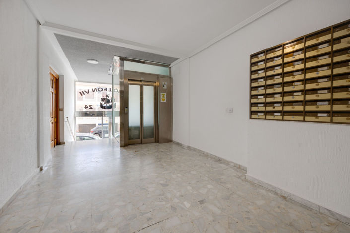 Image No.7-Apartment for sale