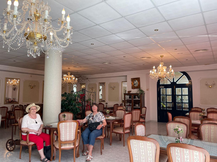 Image No.13-1 Bed Commercial for sale