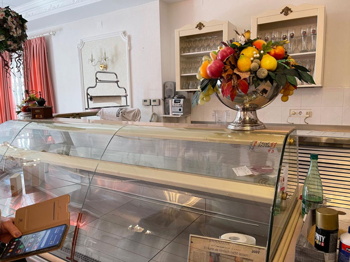 Image No.15-1 Bed Commercial for sale