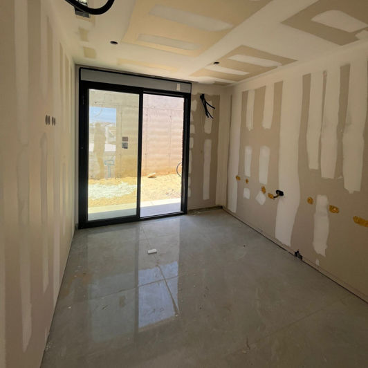 Image No.14-3 Bed Villa for sale