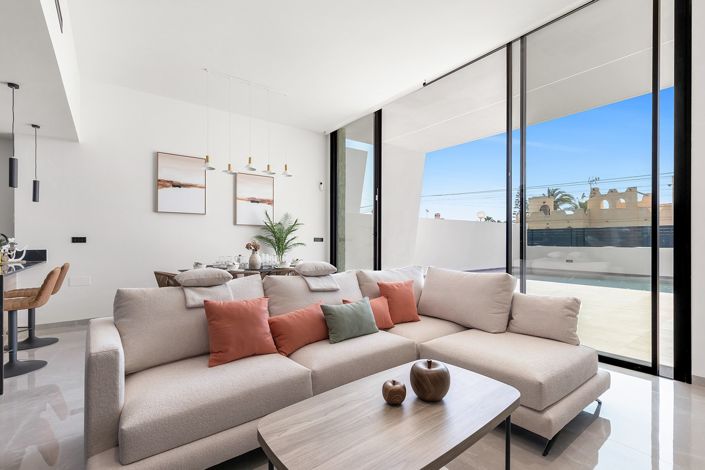 Image No.15-3 Bed Villa for sale