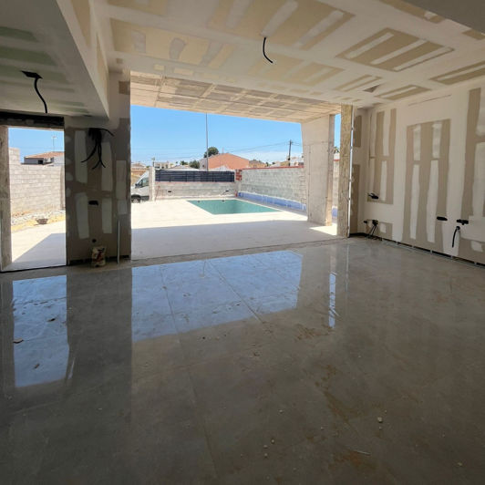 Image No.9-3 Bed Villa for sale