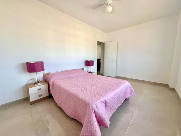 Image No.22-3 Bed Property for sale