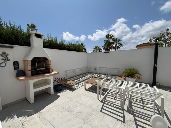 Image No.22-3 Bed Villa for sale