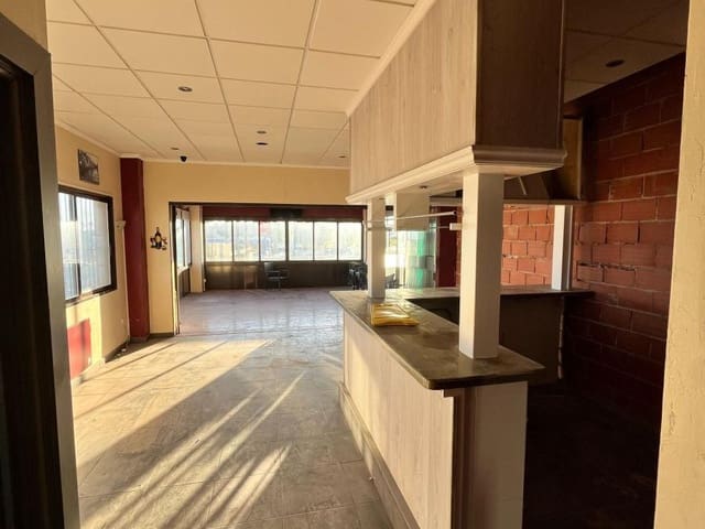 Image No.18-Commercial à vendre à Villamartin