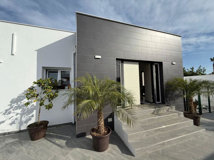 Image No.31-5 Bed Villa for sale