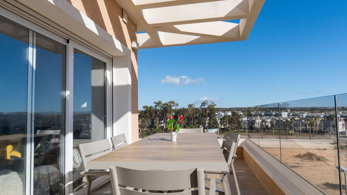 Image No.17-3 Bed Apartment for sale