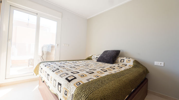 Image No.19-3 Bed Apartment for sale