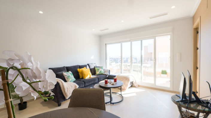 Image No.8-3 Bed Apartment for sale