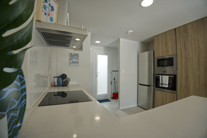 Image No.12-4 Bed Townhouse for sale