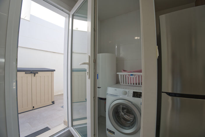 Image No.14-4 Bed Townhouse for sale