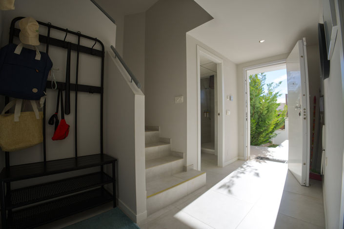 Image No.17-4 Bed Townhouse for sale