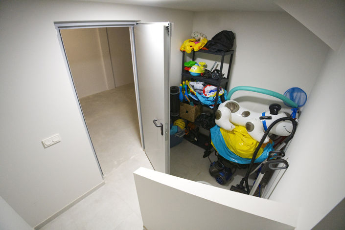 Image No.37-4 Bed Townhouse for sale