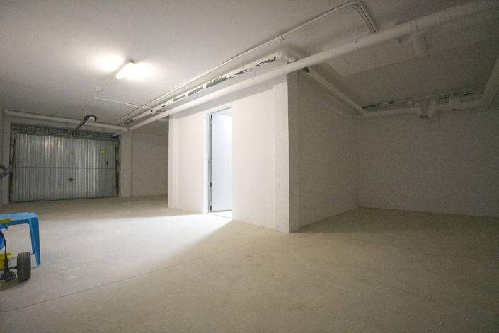 Image No.38-4 Bed Townhouse for sale