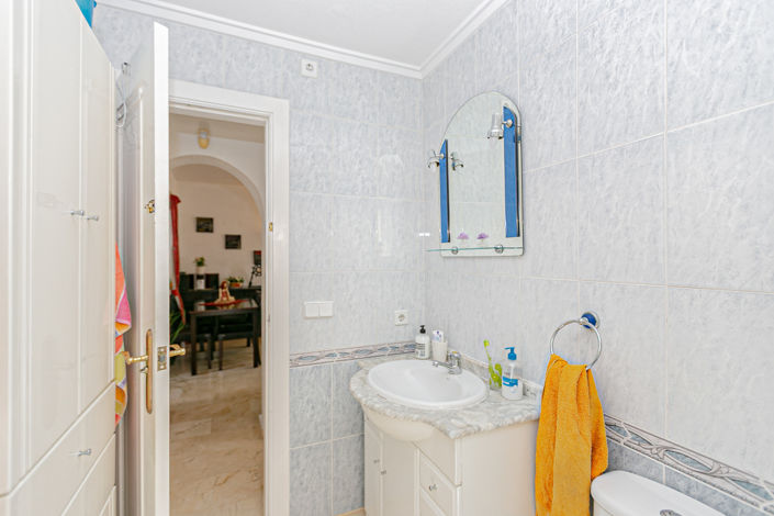 Image No.16-2 Bed Apartment for sale