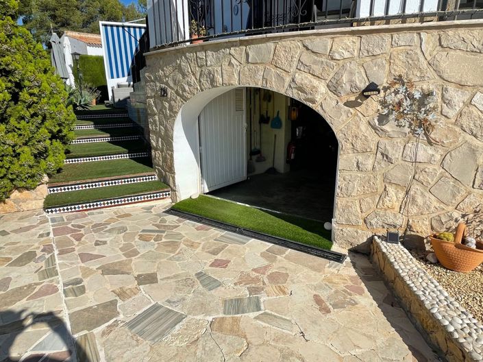 Image No.3-2 Bed Villa for sale