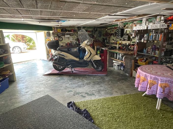 Image No.35-2 Bed Villa for sale