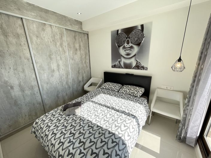 Image No.22-2 Bed Property for sale