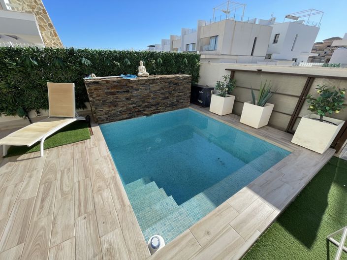 Image No.5-2 Bed Property for sale