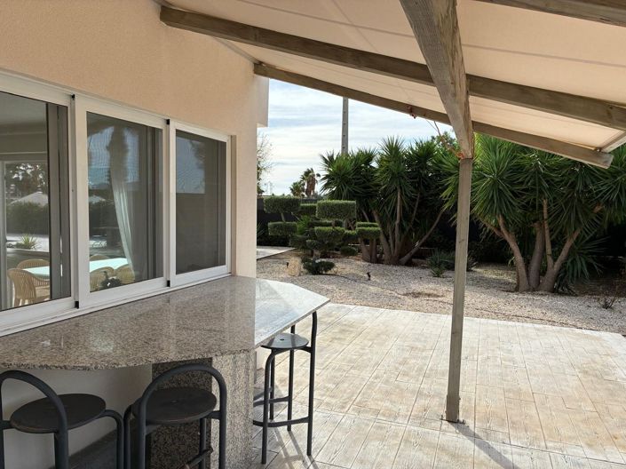 Image No.8-5 Bed Villa for sale