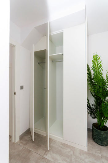 Image No.17-3 Bed Townhouse for sale