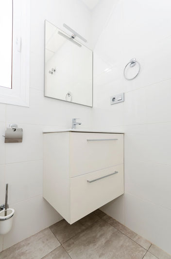 Image No.28-3 Bed Townhouse for sale