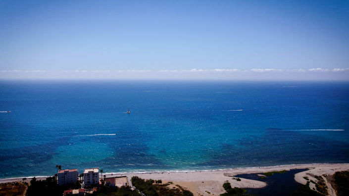 Image No.3-3 Bed Property for sale