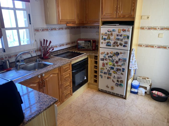 Image No.10-3 Bed Villa for sale