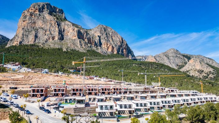 Image No.6-4 Bed Villa for sale