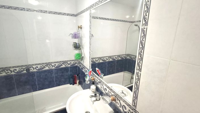 Image No.12-2 Bed Apartment for sale