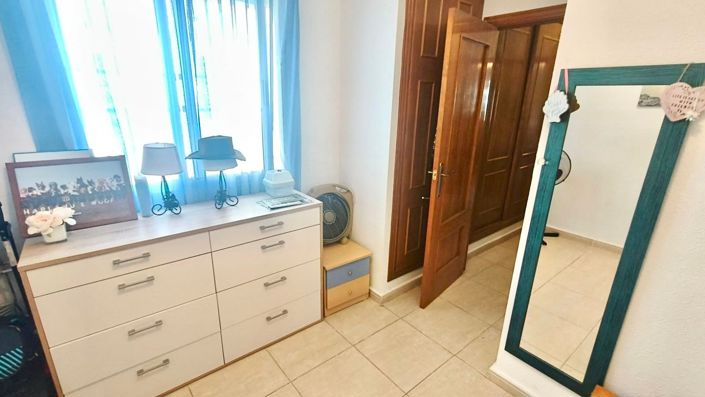 Image No.20-2 Bed Apartment for sale