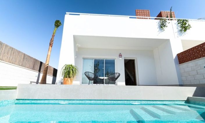 Image No.2-3 Bed Villa for sale