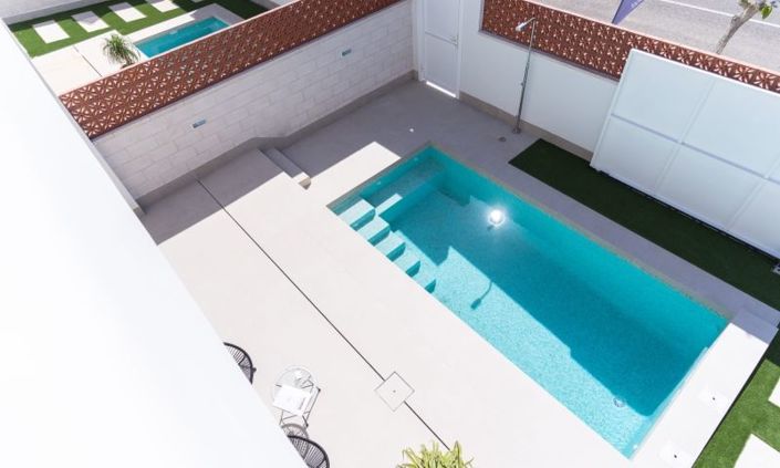 Image No.6-3 Bed Villa for sale