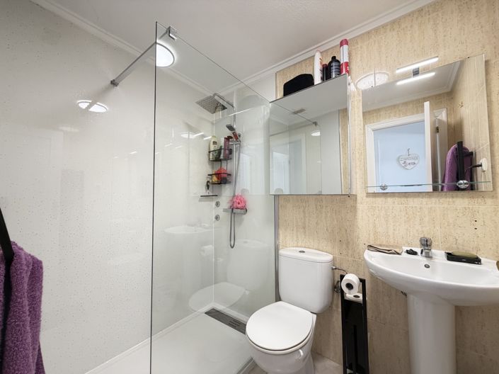 Image No.10-2 Bed Apartment for sale