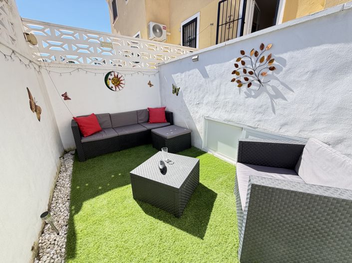 Image No.16-2 Bed Apartment for sale