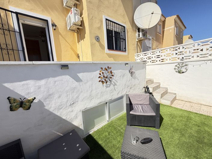 Image No.17-2 Bed Apartment for sale