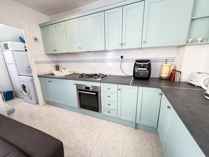 Image No.5-2 Bed Apartment for sale