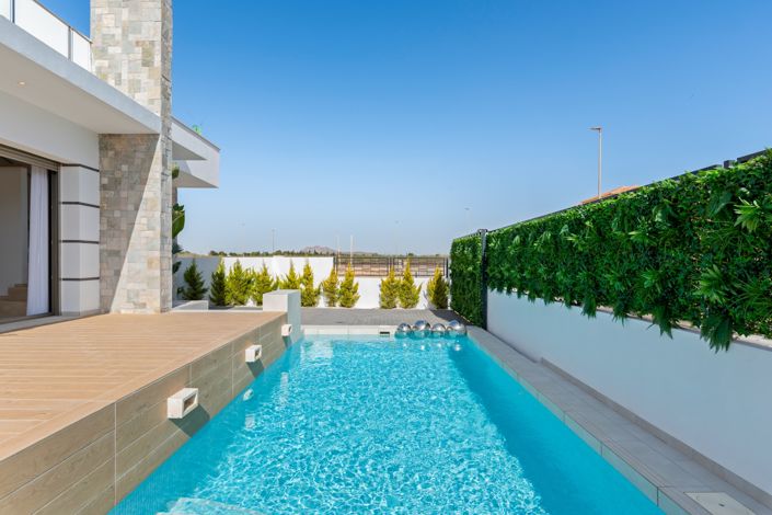 Image No.2-3 Bed Villa for sale