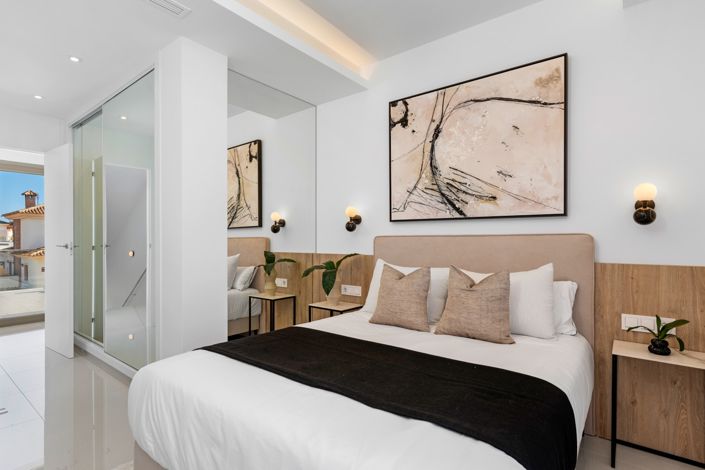 Image No.28-3 Bed Villa for sale