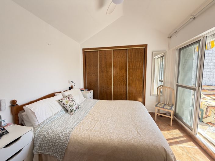 Image No.15-4 Bed Bungalow for sale