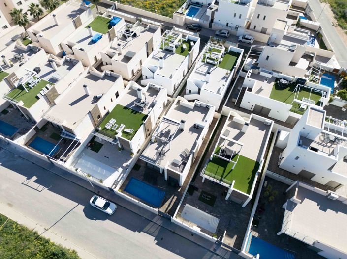 Image No.12-4 Bed Villa for sale