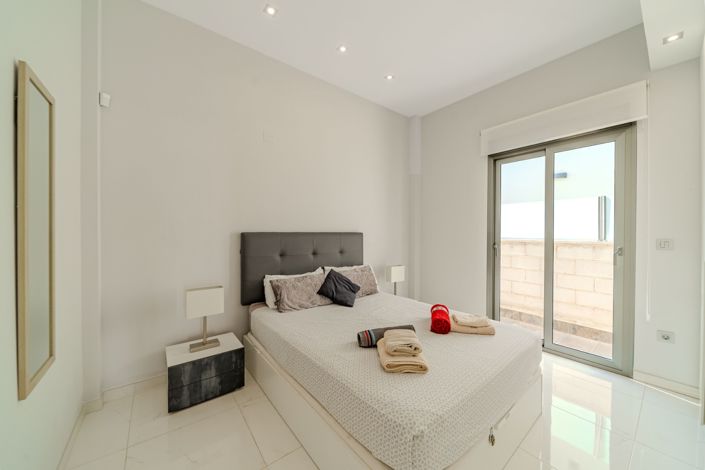 Image No.20-4 Bed Villa for sale