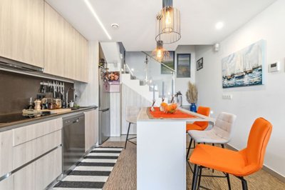 o1jhqpk8cu16381r313fkaeda642k