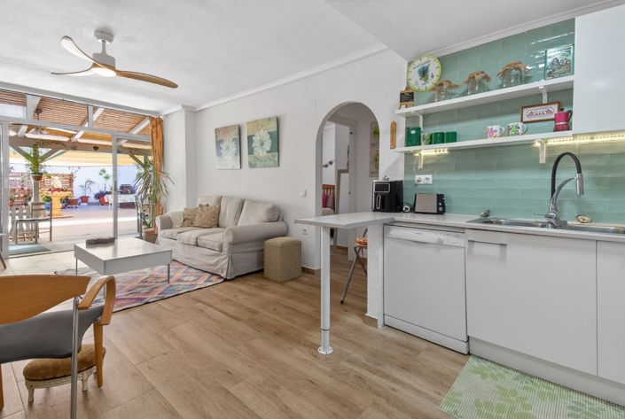 Image No.8-2 Bed Apartment for sale