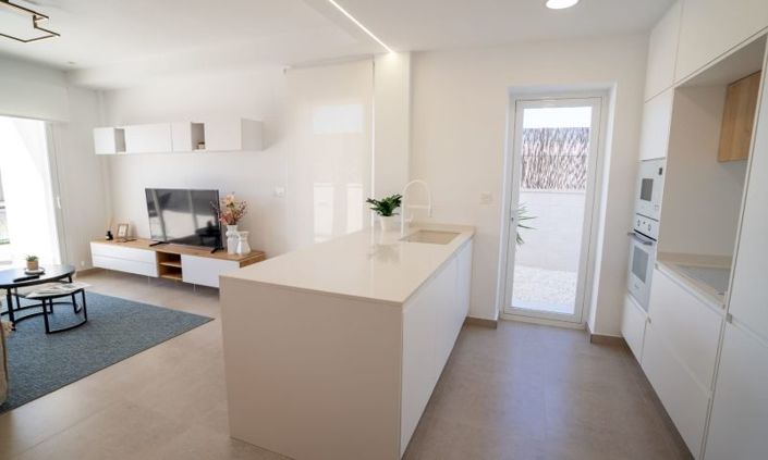 Image No.17-3 Bed Villa for sale