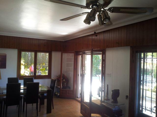 Image No.17-6 Bed Property for sale