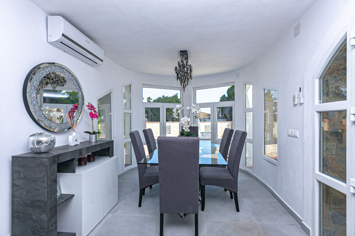 Image No.11-6 Bed Villa for sale